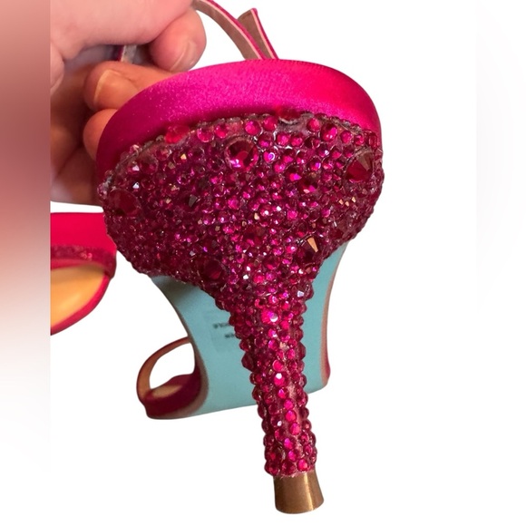 Betsy Johnson Rebel Sling back Kitten Heels Sandals in Fuchsia Women’s size 7.5 - Picture 6 of 12